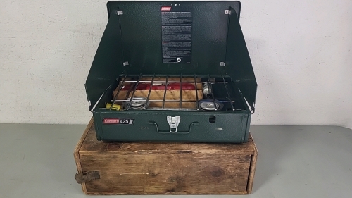 Coleman 425 Camp Stove with Carrying Box