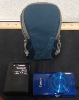 Canon PowerShot Elph Digital Camera With (2) Batteries and Charger