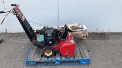 Snow Chief Snow Blower & (6) Lights