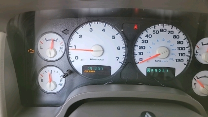 BANK REPO - 2005 Dodge Ram 2500 - 4x4!
