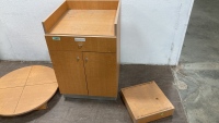 Base cabinet