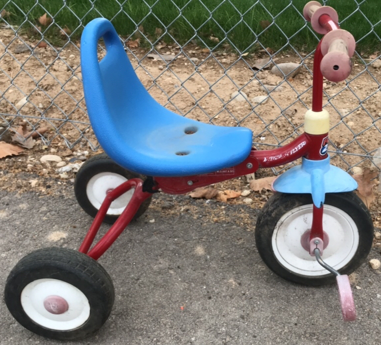 radio flyer fold to go trike with bucket