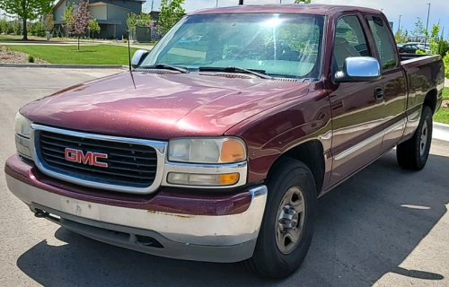 2000 GMC Sierra - 4x4!