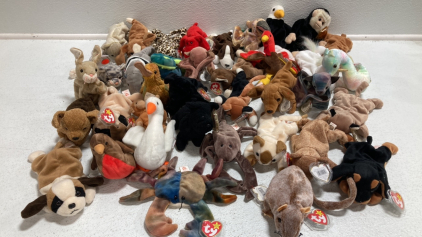 (37) Assorted Beanie Babies