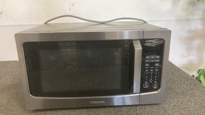 Toshiba Microwave Works Not Fully Tested 1&rsquo;10&rdquo;x1&rsquo;4&rdquo; Please Inspect