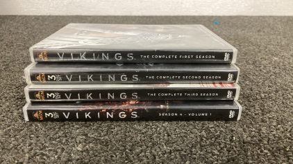 Vikings The Complete First, Second, Third, And season 4 Volume 1