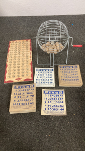 Vintage Bingo Wood Ball Spinner. Incomplete Please Inspect