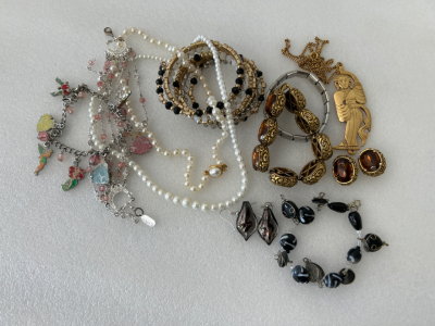 Costume Jewelry: Necklaces, Bracelets, and Earrings