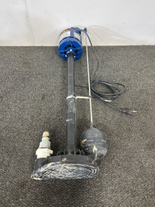 Sump Pump (Works ) - Please Inspect