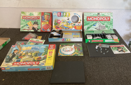 Board Game board games Looks Complete 3 Monopoly&rsquo;s 1 Life Please Inspect For Condition