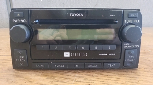 Like New Toyota JBL Synthesis WMA MP3 CD Player, Radio