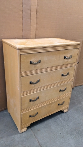 Vintage Chest of Drawers