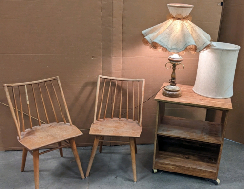 Vintage Wood Chairs, Working 3way Lamp, TV/Microwave Cart