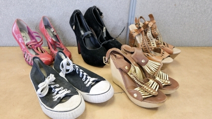 Women's 5-5.5 Shoes & Sandals