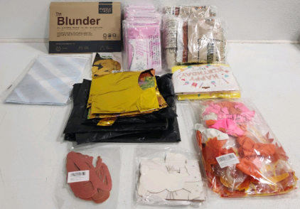 Assorted Party Supplies, (4) Espace Room In An Evenlope