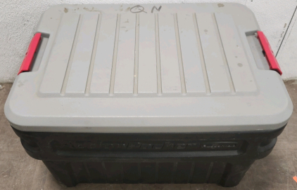 Rubbermaid Action Packer Ice Chest