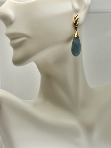 14k Yellow Gd Jade Teardrop Dangle Earrings