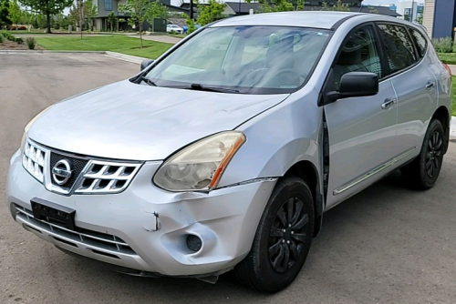 BANK REPO - 2011 Nissan Rogue - Clean!