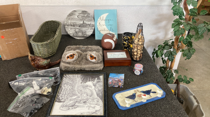 Home Decor And Other Home Items Please Inspect