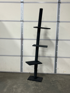 6.5&rsquo;-7&rsquo; Cat Tree Had A Slight Lean Please Inspect