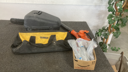 Craftsman Chainsaw With Hard Case Good Compression Not Fully Tested Black And Decker Electric Blower Works DeWalt Tool Bag Please Inspect