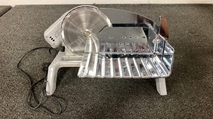 The Rival Co. Deli Slicer- Works