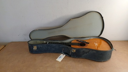 Granada Guitars Classical Guitar with Case
