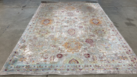 6’6” x 9’6” Multicolor Traditional Area Rug