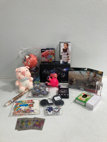 Pig Stuffed Animal, Star Wars Toy, Flying Balls, Car Toy, Metal Pokémon Cards, Puzzle, Ball And More