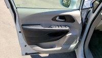 2018 Chrysler Pacifica - Bucket Seats - 122K Miles! - 11