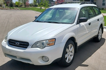 2006 Subaru Outback - AWD!