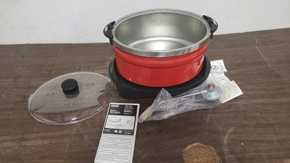 Appears New Coleman Portable Propane Crock Pot