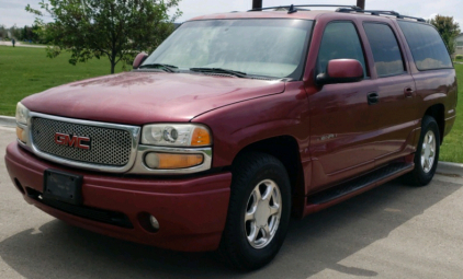 2006 GMC Yukon Denali - 4x4!