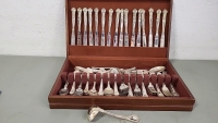 Godinger Silverware with Storage Box