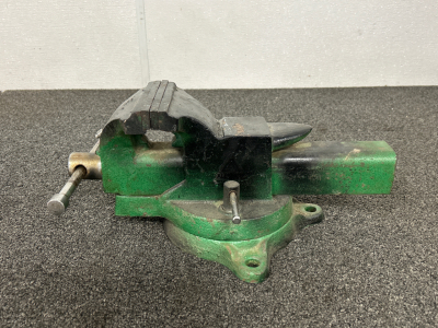 Vintage Alltrade Vise 5”