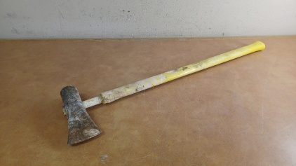 34" Plastic-Handled Axe