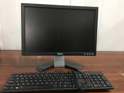 Dell Computer Monitor With Keyboard.