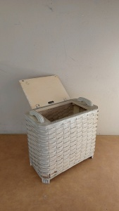 Vintage Hamper