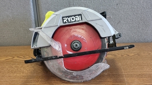 Working Ryobi Circular Saw