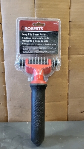 Appears New Robert's Loop Pile Seam Roller