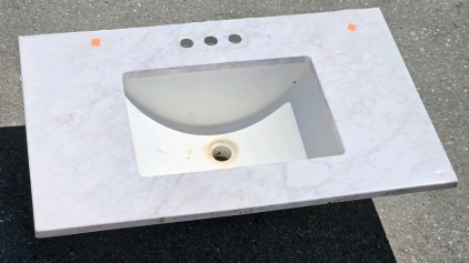 <MB> 18x13 Under-mount Vanity Sink w/30.5x19 Counter Top