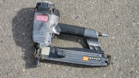 <MB> Senco Pneumatic Nailer