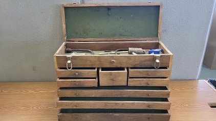 Wooden Tool Box 26-1/4"×9-3/8"×15-1/2"