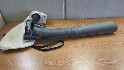 Black & Decker Leaf Hog Vacuum Attachment