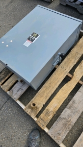 <MB> Double Throw Safety Switch (24x11x32 Box)