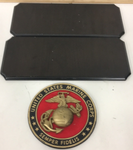 (2) 14&rdquo; x 6&rdquo; Wood Plaque Boards (1) 7&rdquo; Diameter United States Marine Corps Logo