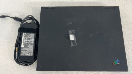 IBM Thinkpad Lap Top With Cord