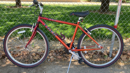 26” Trek 820 Mountain Track (Orange)