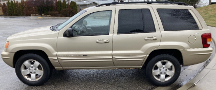 2001 Gold Jeep Cherokee