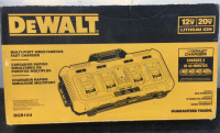 DeWalt Multi-Port Simultaneous Fast Charger